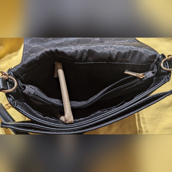 Aldo Small Black Crossbody with Gold Chain Strap - Picture 4 of 8